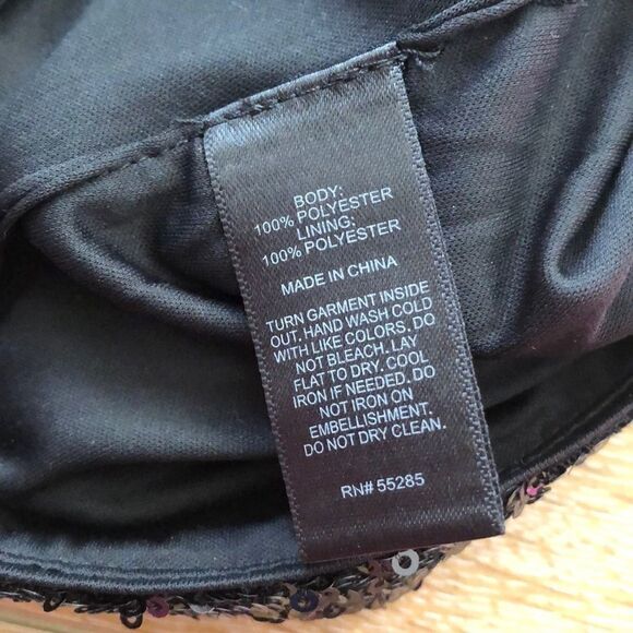 Express Full Sequin Crop Top - Picture 4 of 4